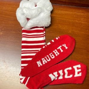 Knee-high naught/nice socks ❄️